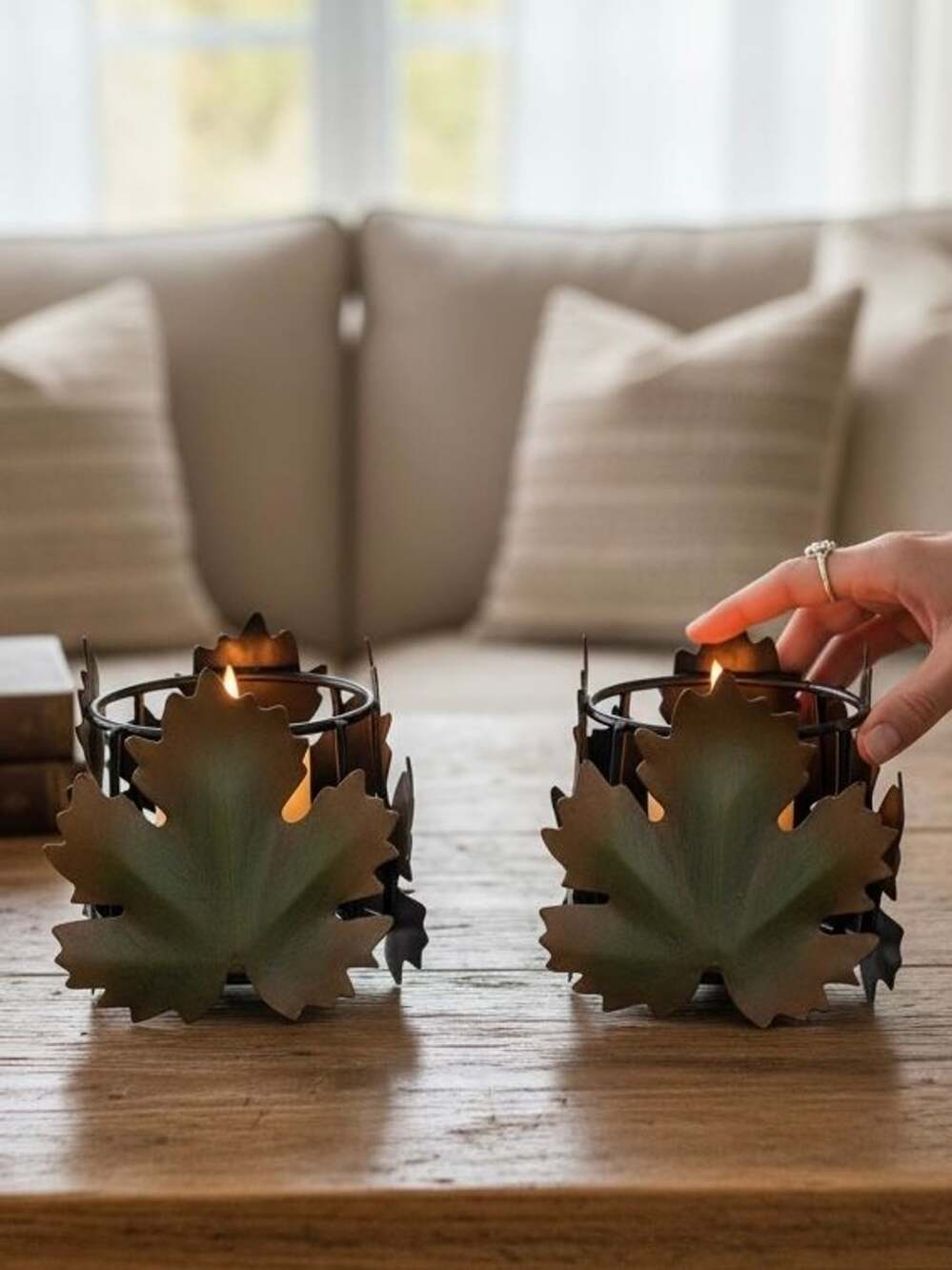 Vintage Autumn Metal Leaves Tealight Candle Holders - Set of 2